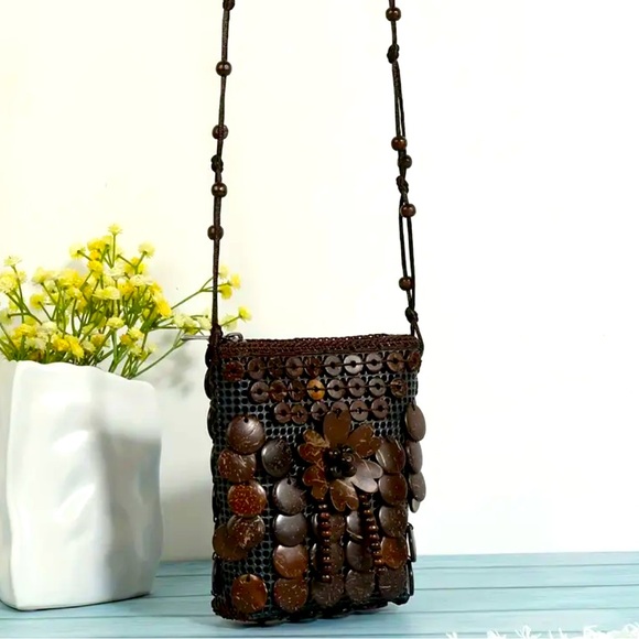 Retro Coconut Shell Bead Bag Bohemian Crossbody Handmade Mobile Phone bag NWT - Picture 6 of 7